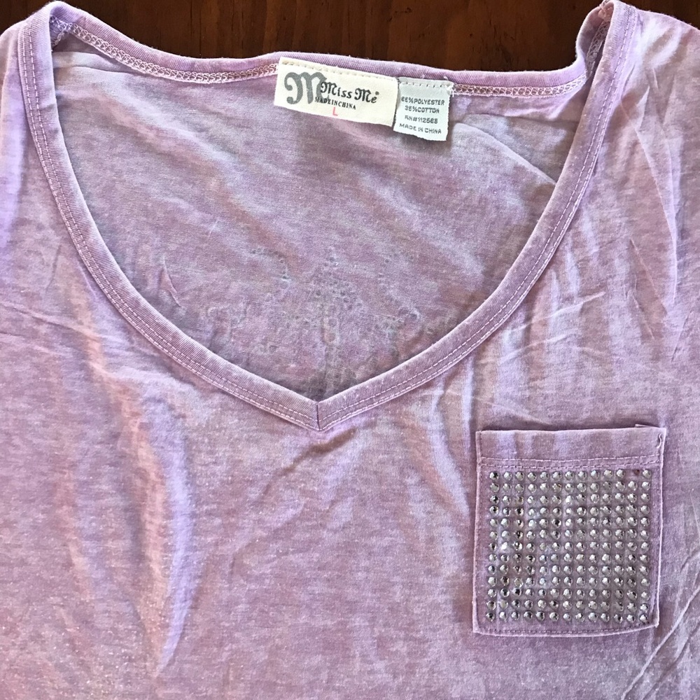 Miss Me Heather Purple Rhinestone V Neck Tee Sz L